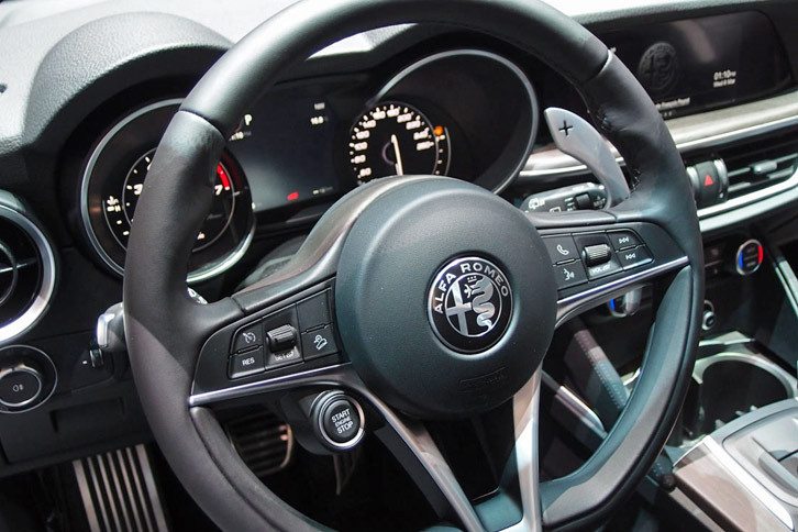 アルファ・ロメオ・ステルヴィオ