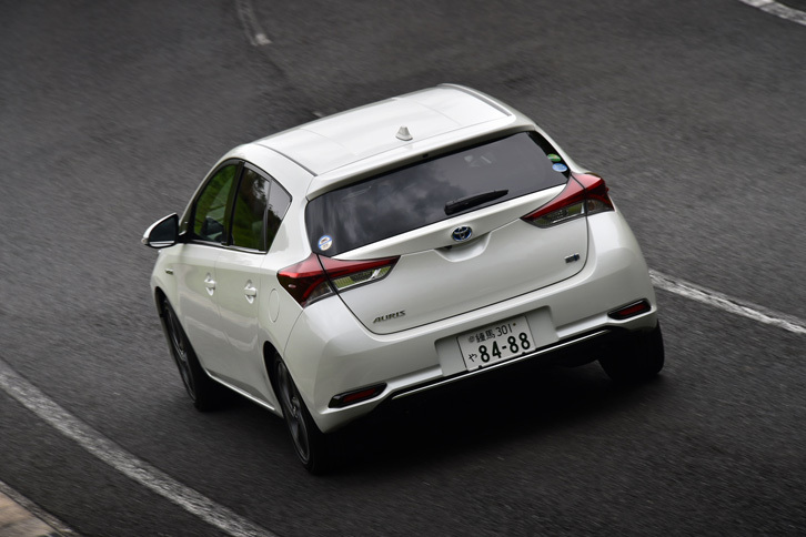 トヨタ・オーリス ハイブリッド“Gパッケージ”