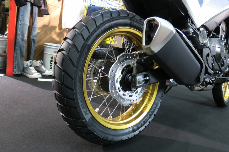 ホンダXL750トランザルプ