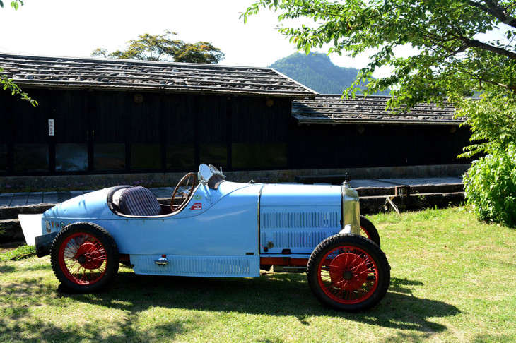 福島から参加した1929年型「サルムソンGS8」。ヴィンテージ期の小型車ながら、当時のレーシングカーに匹敵する1.1リッターの直4 DOHCエンジンを搭載している。