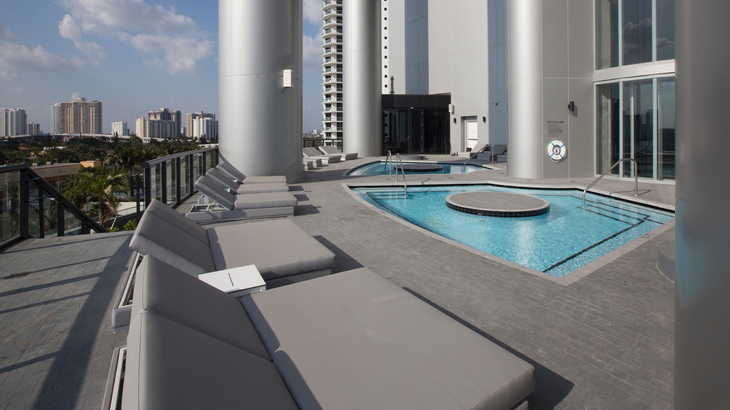 ポルシェデザイン・タワー（マイアミ）