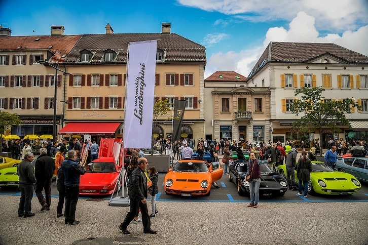 イベントのメインテーマはル・コルビュジエへのオマージュ。イベントは、彼の生まれ故郷であるラ・ショー＝ド＝フォンへも足を伸ばした。