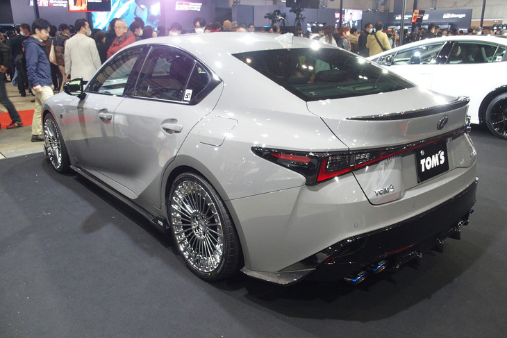 レクサスIS500（TOM’S）