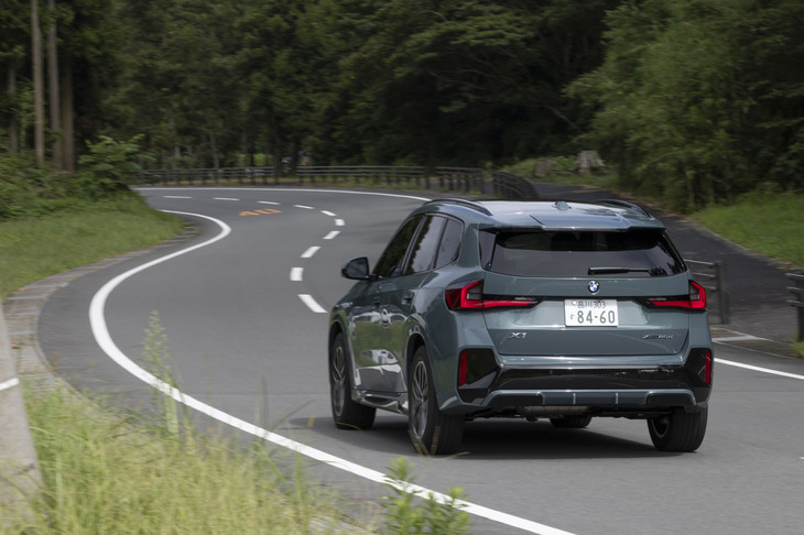 FFベースのシャシーながら、スカッと爽やかなハンドリングが味わえた。