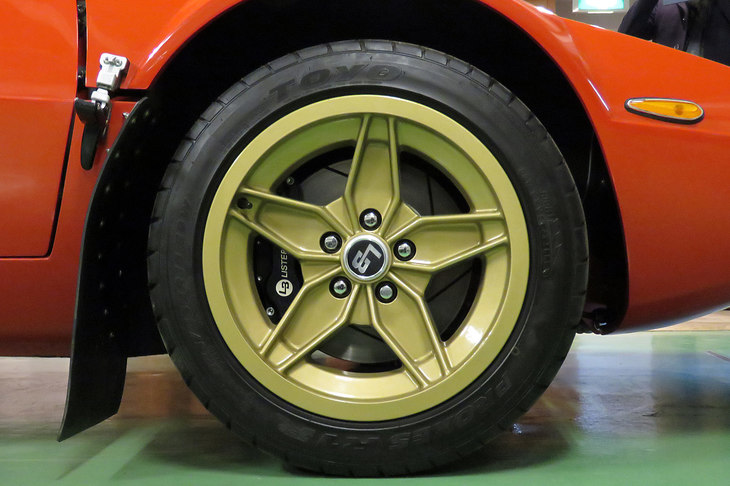 the STR（タイヤ＆ホイール）