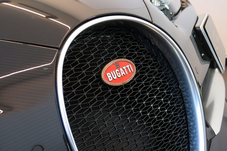 ブガッティ・シロン（エンブレム）
