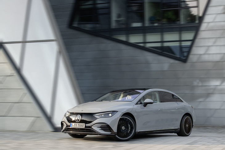 メルセデス・ベンツEQE