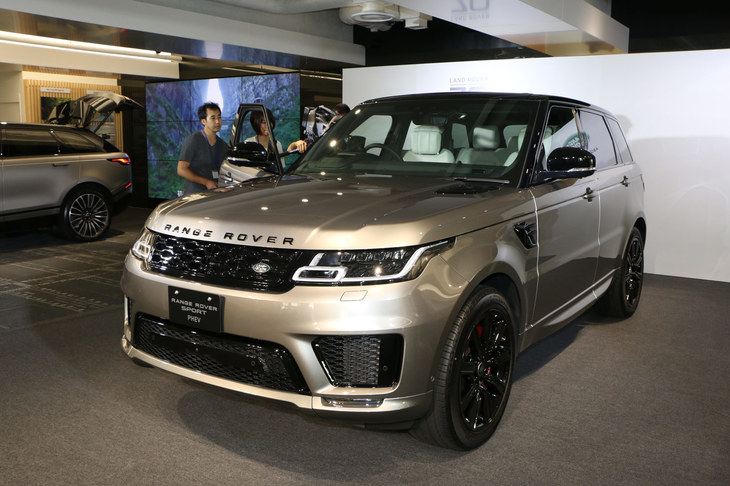「レンジローバー スポーツ（PHEV）」