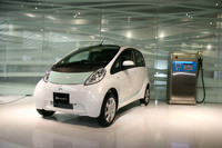 三菱の電気自動車「i-MiEV」がついに市販化