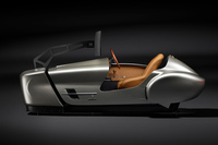 9台が製作されたという姉妹バージョンの「レッジェンダ」。（photo：Pininfarina）