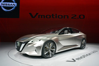 事前告知なしにサプライズで公開されたコンセプトカー「日産Vモーション2.0」。