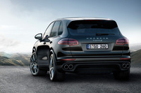 充実装備が特徴の「ポルシェ・カイエンSプラチナエディション」登場の画像