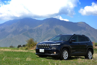 ジープ・チェロキー ロンジチュード
    