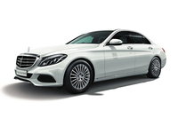 “Sクラス顔”の「Cクラス」台数限定で発売の画像