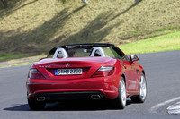 （新型「メルセデス・ベンツSLK」のその他写真はコチラから）