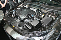 新登場の1.5リッターガソリンエンジン「SKYACTIV-G 1.5」。