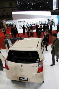 そのスズキは、最近複雑な関係にあるフォルクスワーゲンと隣り合わせ。