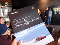 レッスン終了後、各参加者には「ランボルギーニ・ウインター・アカデミア」の修了証が渡される。一日がかりのプログラムに満足する一方で、自身のスキルアップのためには「まだまだ」と思ったり……。