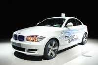 「MINI E」の次の世代のEVとして研究開発中の「BMWコンセプトアクティブE」。