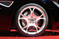 「アルファ8Cコンペティツィオーネ」日本初お披露目、2200万円超の画像