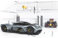 アストンとレッドブルがハイパーカー「AM-RB 001」を開発の画像