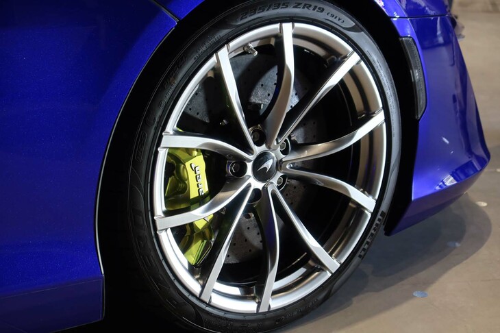 マクラーレン・アルトゥーラ スパイダー（フロントホイール）