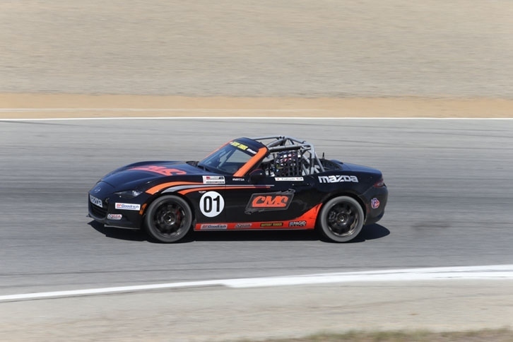 堤選手がドライブするカーナンバー1の「MX-5」。第1レースは8位、第2レースは3位で総合5位を獲得。