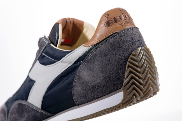 DIADORA／Heritage（ディアドラ／ヘリテージ）
	3万1320円（税込）　問い合わせ：DMR Inc.　TEL：03-5770-3040