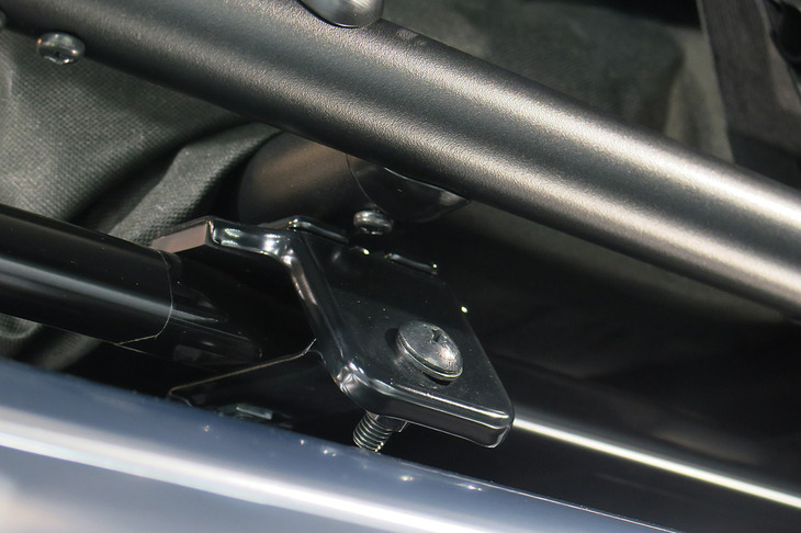 三菱デリカミニ × Coleman（ルーフキャリア）