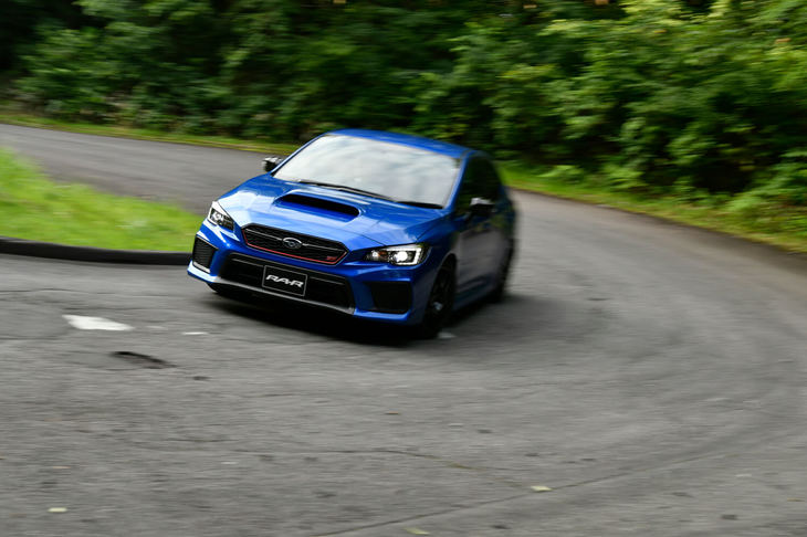 スバルWRX STIタイプRA-R