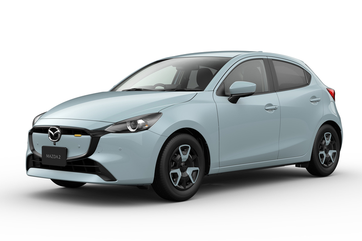 今も、Bセグメントのエントリーモデルとしてマツダを支えている「マツダ2」だが、その実は2014年に登場した４代目「デミオ」のマイナーチェンジモデル。中身的には、もう11年選手なのだ。