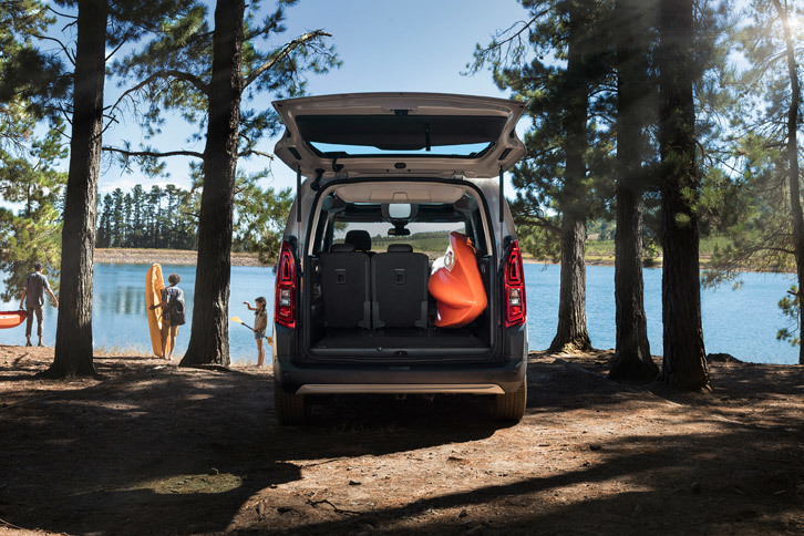 シトロエン・ベルランゴ（ラゲッジスペース）