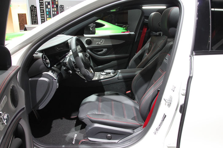 メルセデスAMG E43 4MATICエステート（インテリア）