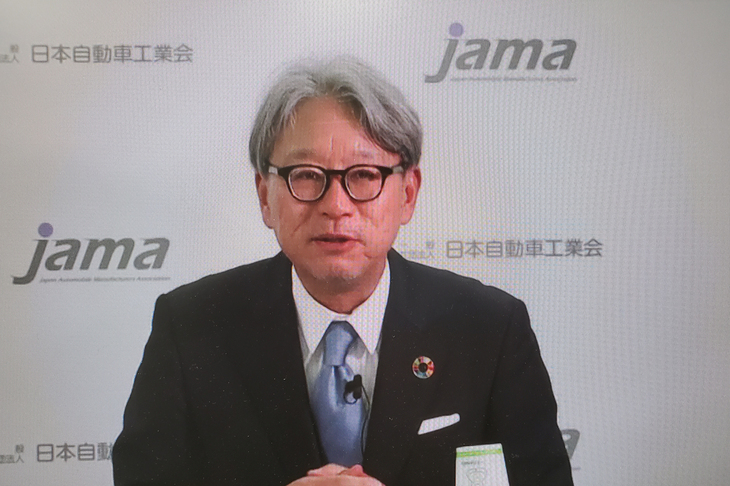 三部敏宏副会長（本田技研工業）は、「自動車の知能化」についても言及。「現在、各メーカーが個別に取り組んでいるが、日本としての法整備など“周辺のまとまった動き”については、自工会が早期に取り組んでいくべきと考えている」などとコメントした。