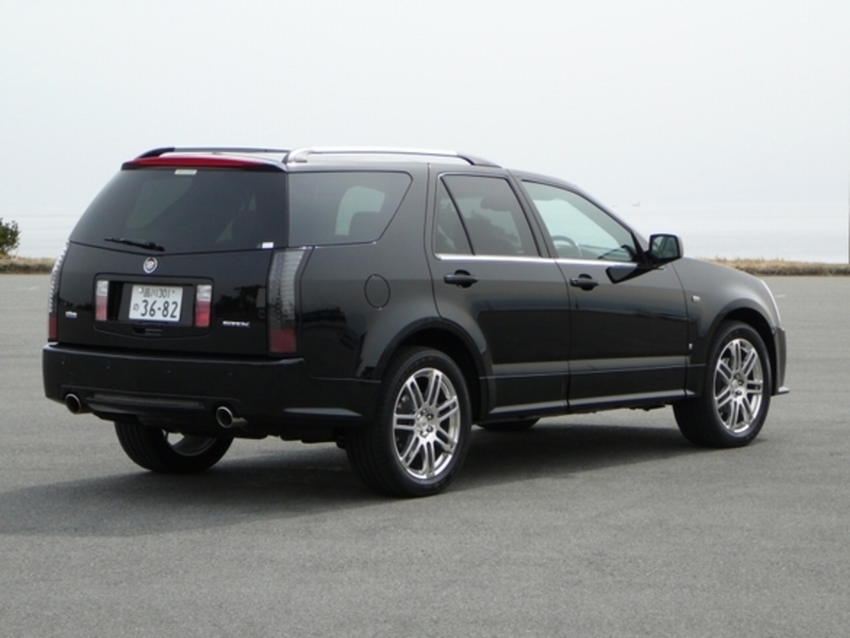 第315回 キャデラックsrx ウラ事情 アメ車は本当に復活するのか 小沢コージの勢いまかせ Webcg