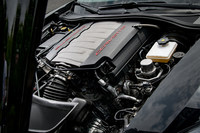 気筒休止機構や可変バルブ機構、筒内直接燃料噴射システムなどが備わる6.2リッターV8 OHV。「伝統の“スモールブロック”の採用もこれが最後か」とうわさされていたが、次期型コルベットにも受け継がれることとなった。