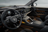 「カイエン ターボ エレクトリック」のインストゥルメントパネル。