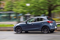 走りの点でもいささか古さを感じさせるようになった「マツダ2」だが、意のままに操れる操作性の高さは健在。運転する楽しさについては、ライバルとは一線を画すものがあった。