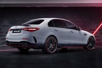 F1由来のドレスアップが光る限定車「メルセデスAMG C63 S Eパフォーマンス F1エディション」発売の画像