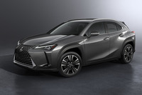 ボディーサイズは全長4495×全幅1840×全高1520mm。全高は「トヨタC-HR」（ハイブリッド2WD：1550mm、ガソリン4WD：1565mm）より低い。