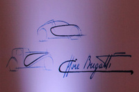 「ブガッティ・シロン」のボディーサイドに取り入れられた「Cライン」は、エットーレ・ブガッティのサインをモチーフにデザインされたという。