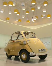 1955年「BMWイセッタ」。ドイツ・ミュンヘンのBMW博物館で。