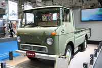 1964年「いすゞエルフ」。エンジンは1991cc予備燃焼室式ディーゼル。