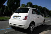 日本デビューは今年開催の東京モーターショー（10月26日〜11月11日）で、アバルト仕様のプロトタイプとのこと。