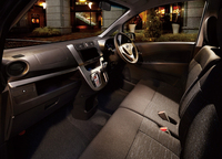 「ステラカスタムR type S スマートアシスト α」のインテリア。