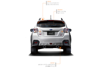 「XVハイブリッドtS」のリアビュー。