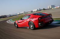 フェラーリF12tdf（FR/7AT）【海外試乗記】の画像