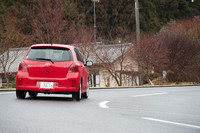 車高を15mm下げる専用スポーツサスペンションは、乗り心地を大きく損なうことなく安定した走りを実現する、なかなかの優れもの。
