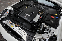 搭載されるエンジンは2リッター直4ターボ。184psと30.6kgmを発生する。