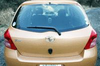 写真をクリックするとシートが倒れるさまが見られます。